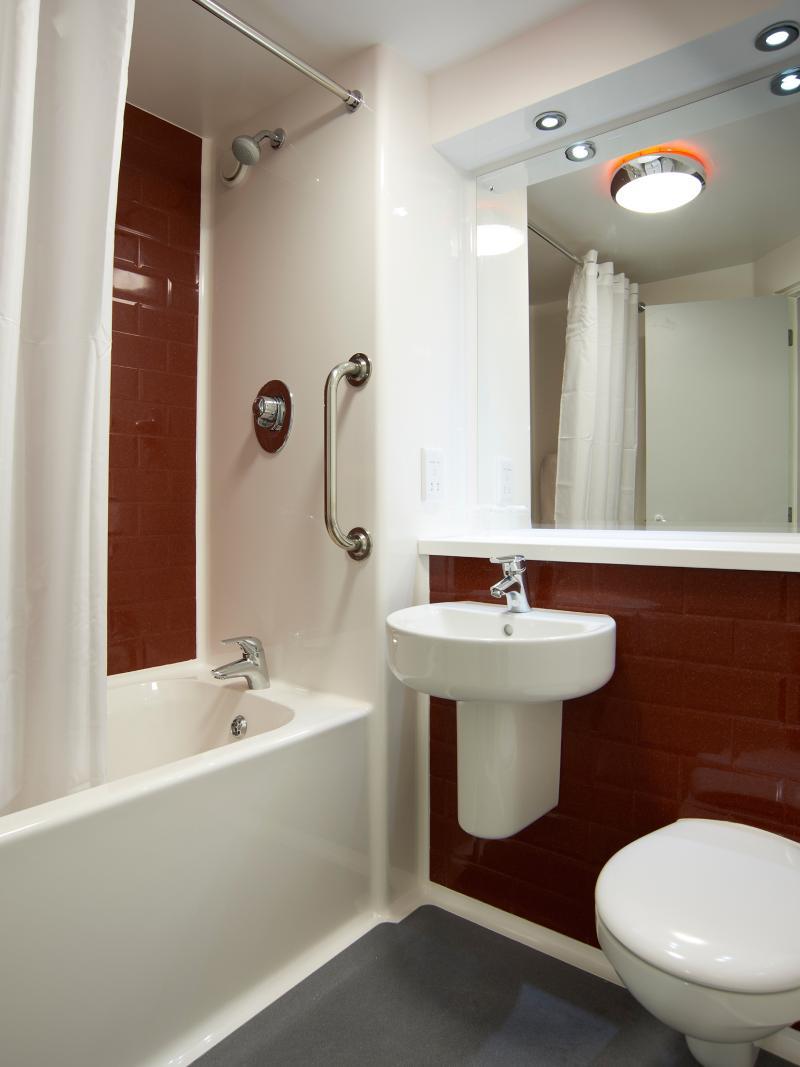 Travelodge London Crystal Palace Exteriör bild