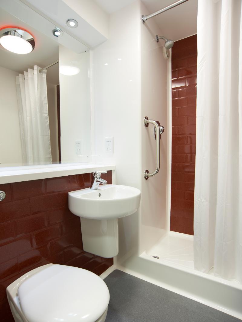 Travelodge London Crystal Palace Exteriör bild